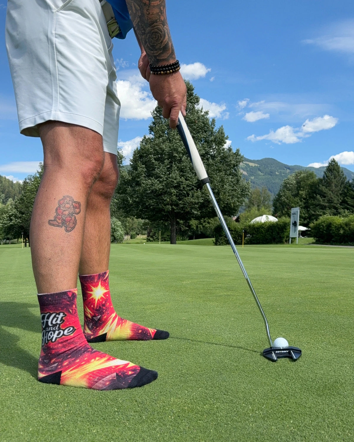 HIT AND HOPE Golfsocken – Galaxy Red Orange